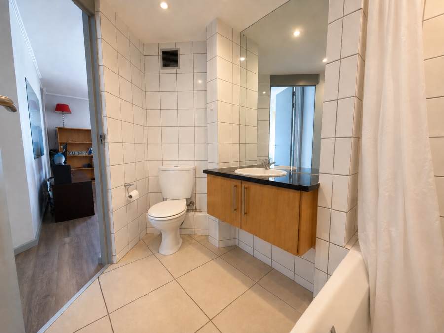 3 Bedroom Property for Sale in Claremont Upper Western Cape